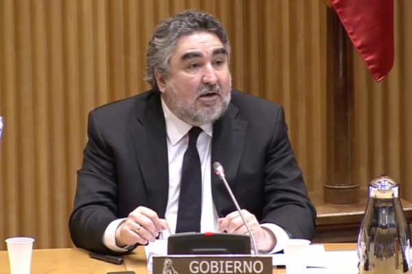 Rodríguez Uribes deriva a las comunidades y ayuntamientos las ayudas al mundo del toro