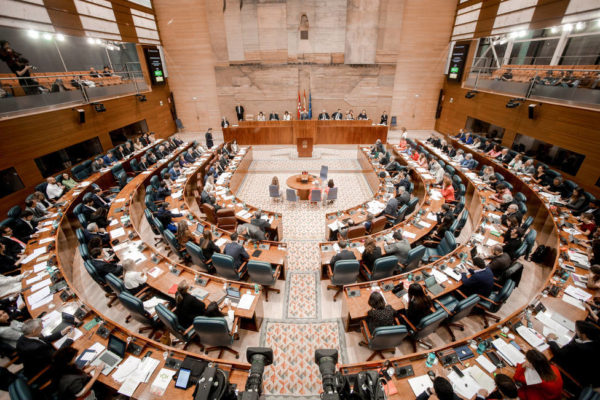 El PP pide en la Asamblea de Madrid que el bono cultural del Gobierno incluya la tauromaquia